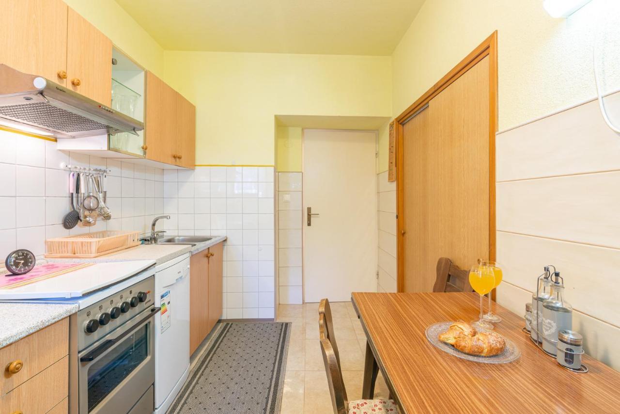 דירות Opric Apartman Knezevic מראה חיצוני תמונה