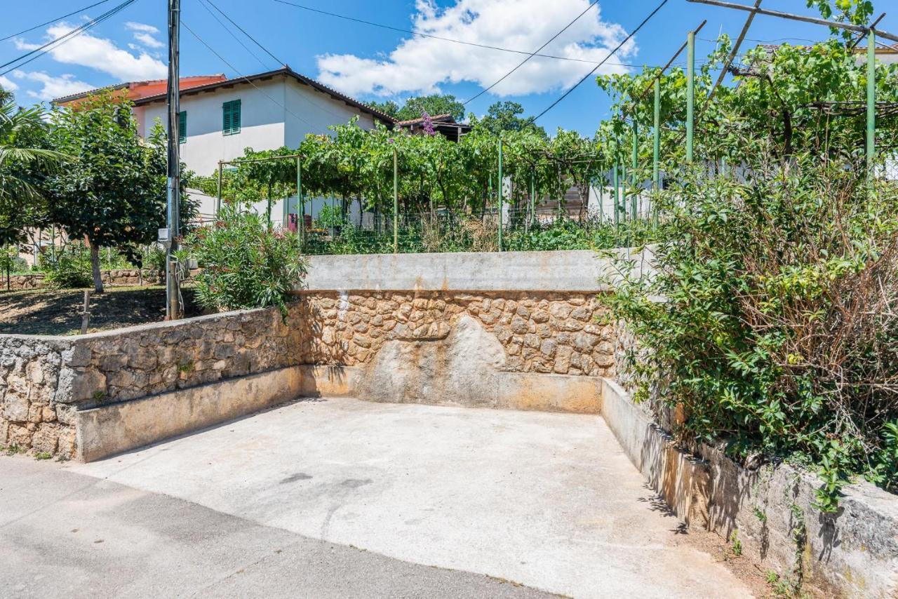 דירות Opric Apartman Knezevic מראה חיצוני תמונה